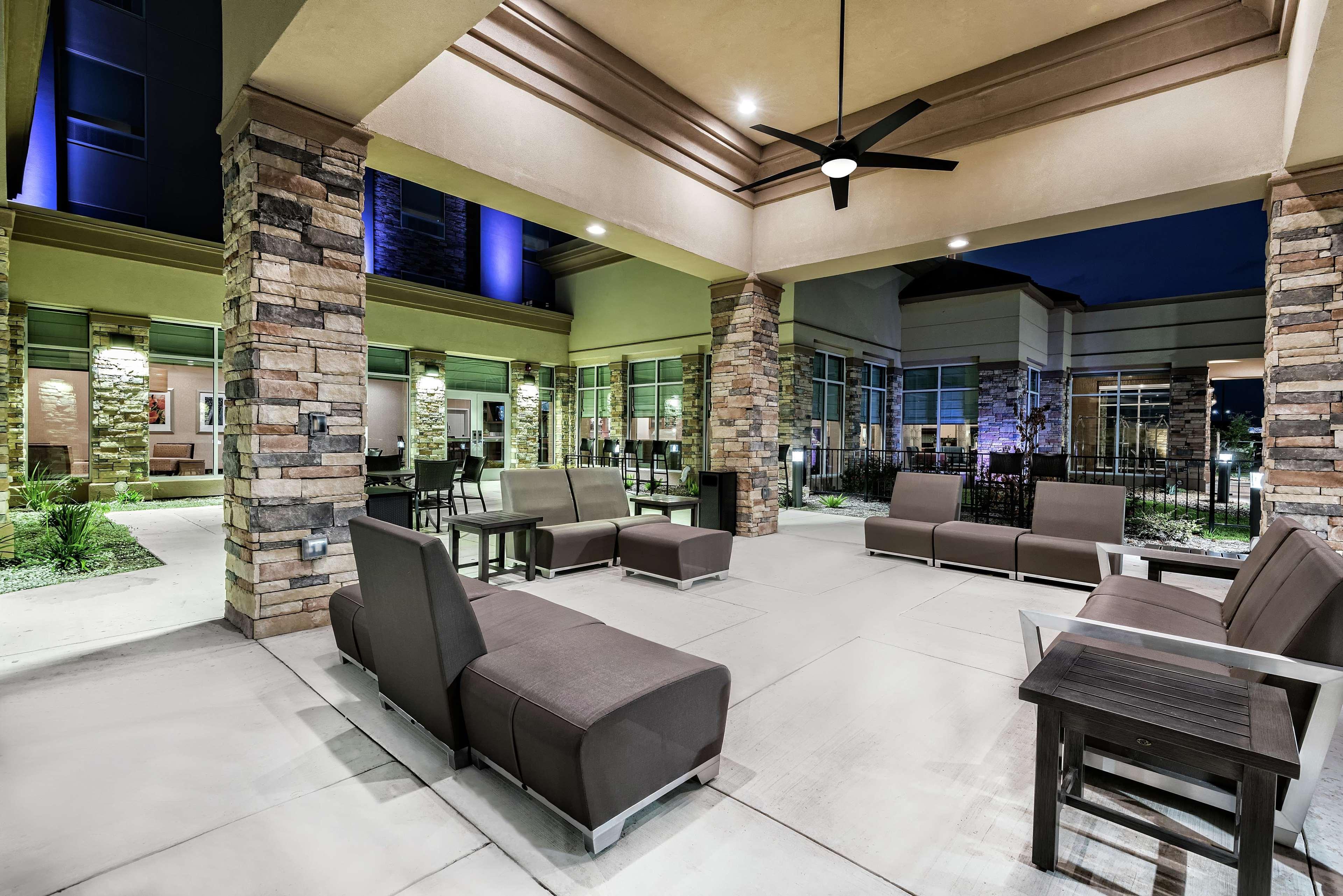 Hilton Garden Hotel San Marcos