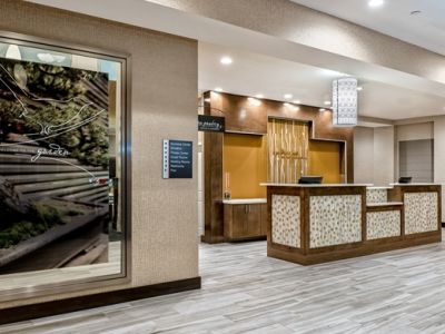 Hilton Garden Hotel 3*