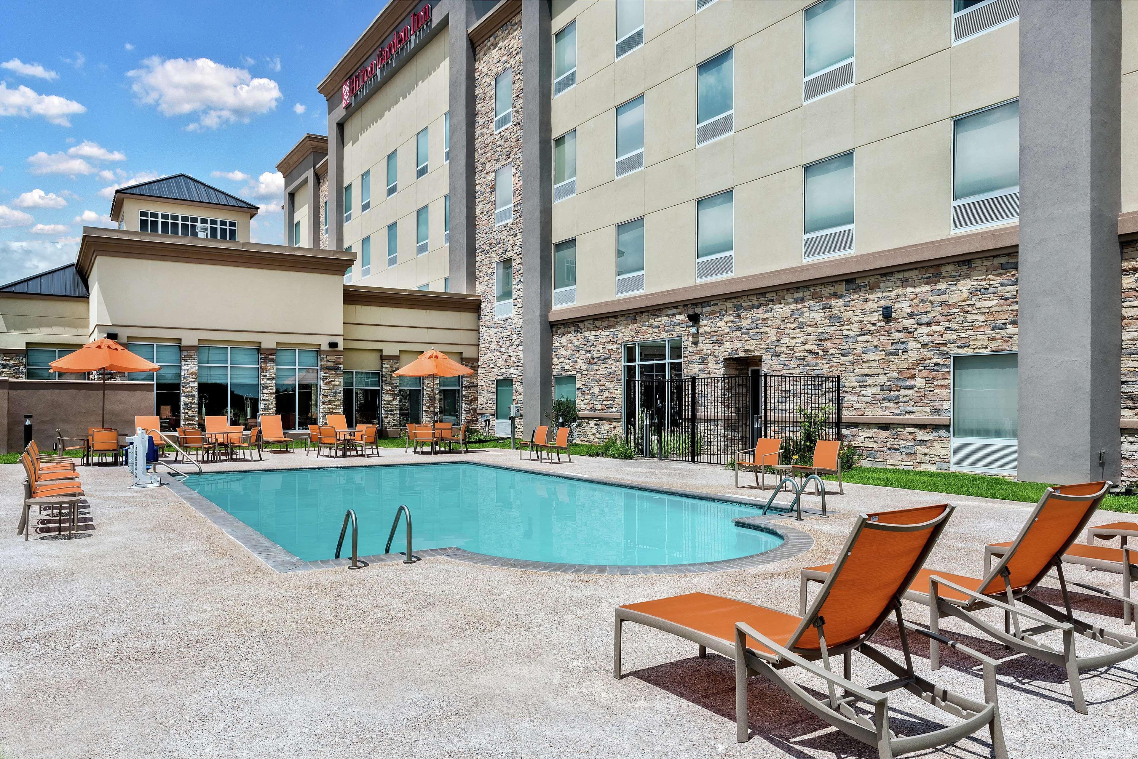 Hilton Garden Hotel 3*